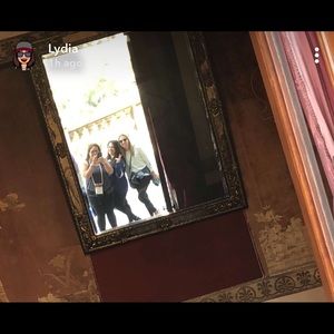 Meet your Posher, Veronica